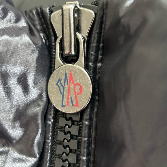 Moncler Maya jacket - Size 3 L - black winter jacket - NFC scans - Picture 6 of 15